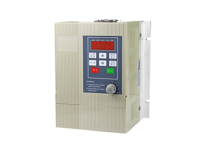 3000H單相水泵變頻器，恒壓供水專(zhuān)用變頻器，變頻器廠(chǎng)家